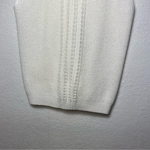 Vintage 1980s College Point Front Pocket Sleeveless Cardigan Vest - Picture 7 of 8